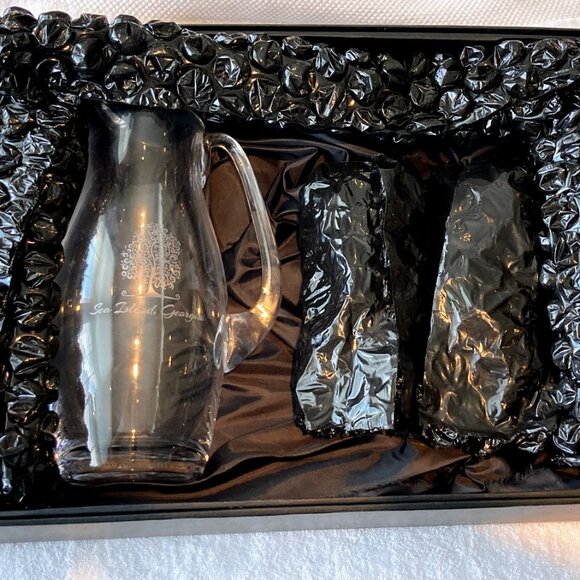 Tall Glass Pitcher Sea Island Resort GA + 2 Glasses Iced Tea Water New Gift Box - Picture 14 of 14